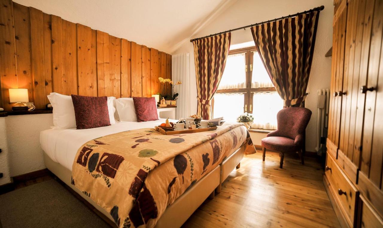Hotel La Grange - Animal Chic Hotel Courmayeur Exterior photo